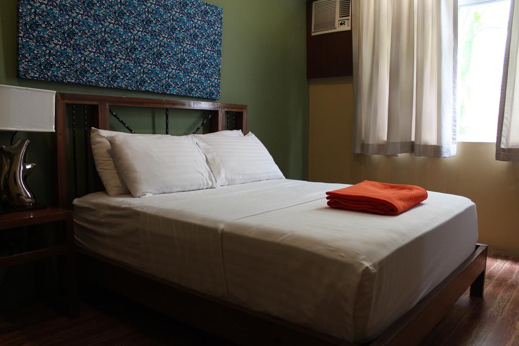 Purple Tree Bed & Breakfast Paranaque City Esterno foto
