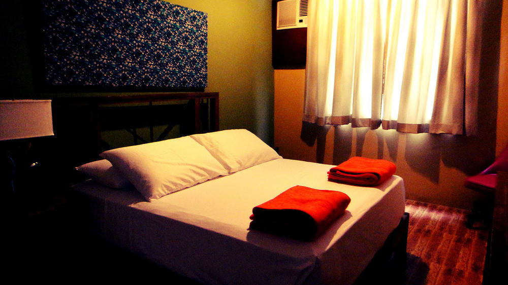 Purple Tree Bed & Breakfast Paranaque City Esterno foto